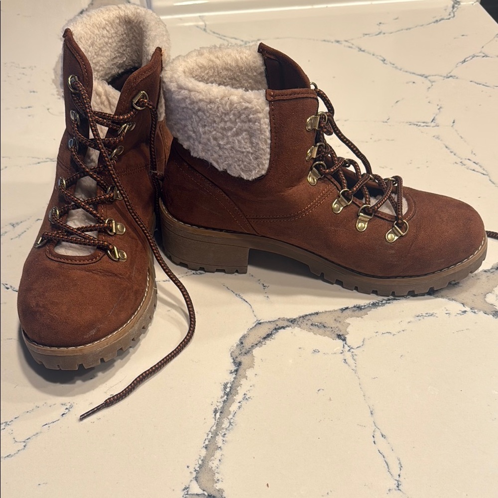 St John’s Bay Women's Brown Lace-Up Ankle Boots with Sherpa ankle accent